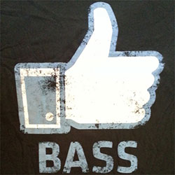 T Shirt Noir 'I Like Bass'